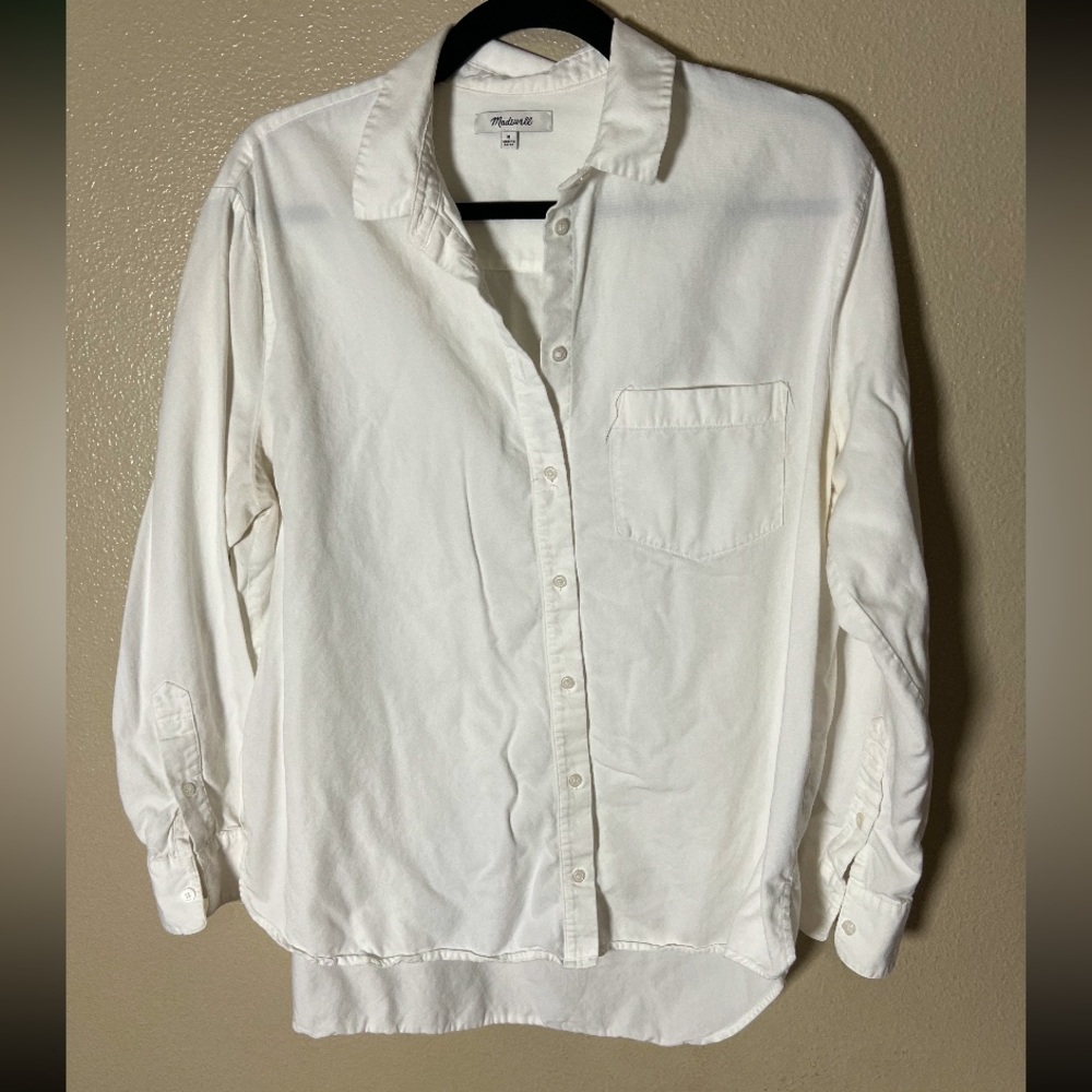 Madewell womens button  White Shirt size medium‎